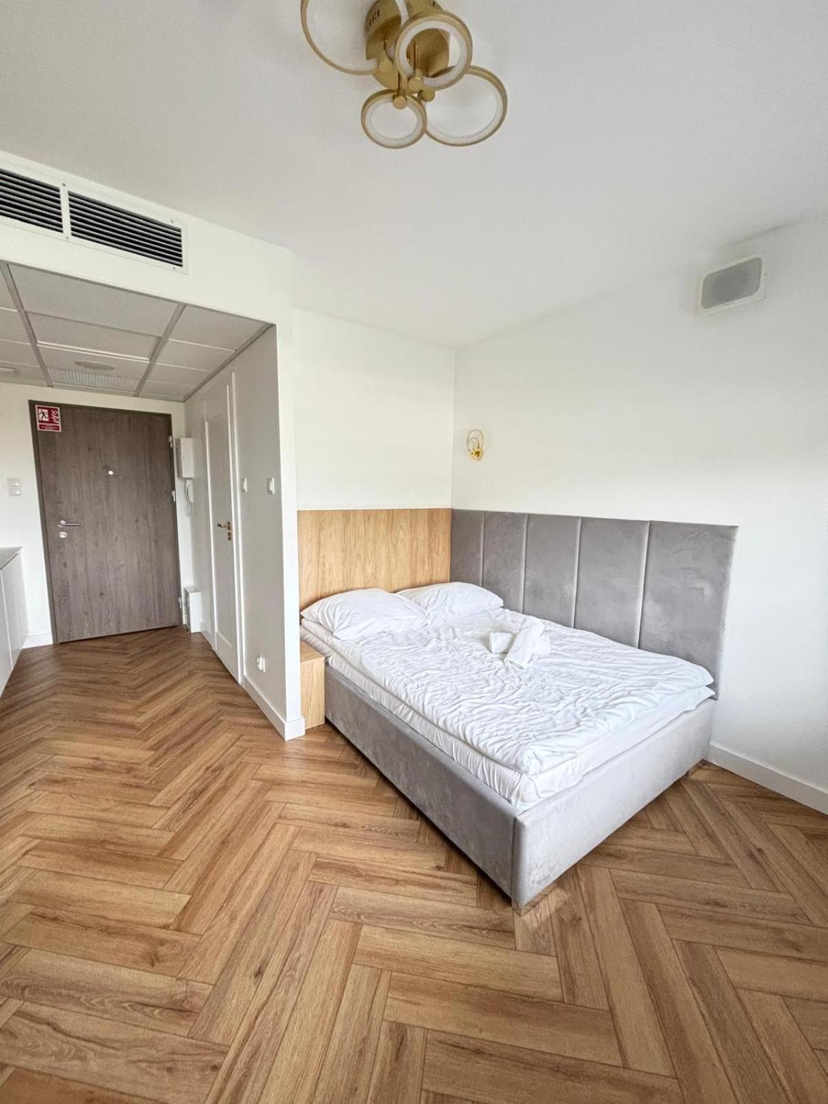 ורשה Apartamenty 24H Pileckiego מראה חיצוני תמונה