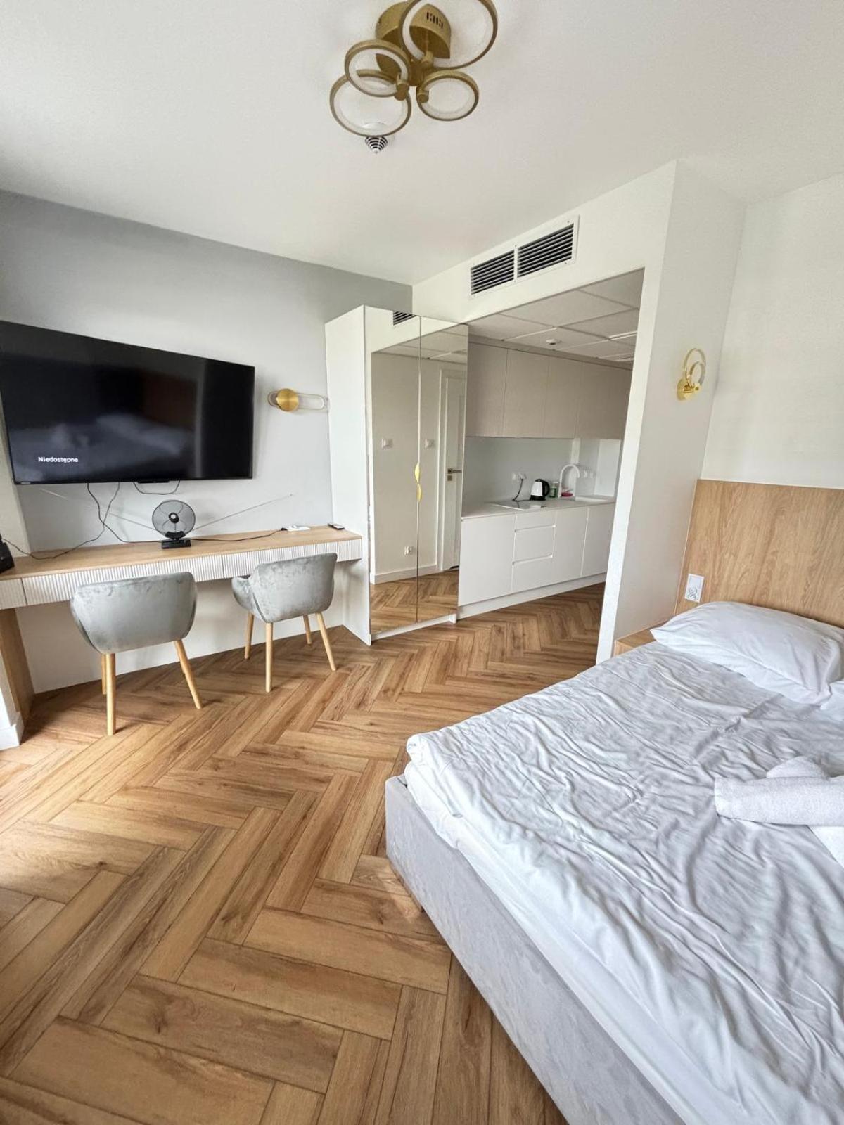 ורשה Apartamenty 24H Pileckiego מראה חיצוני תמונה