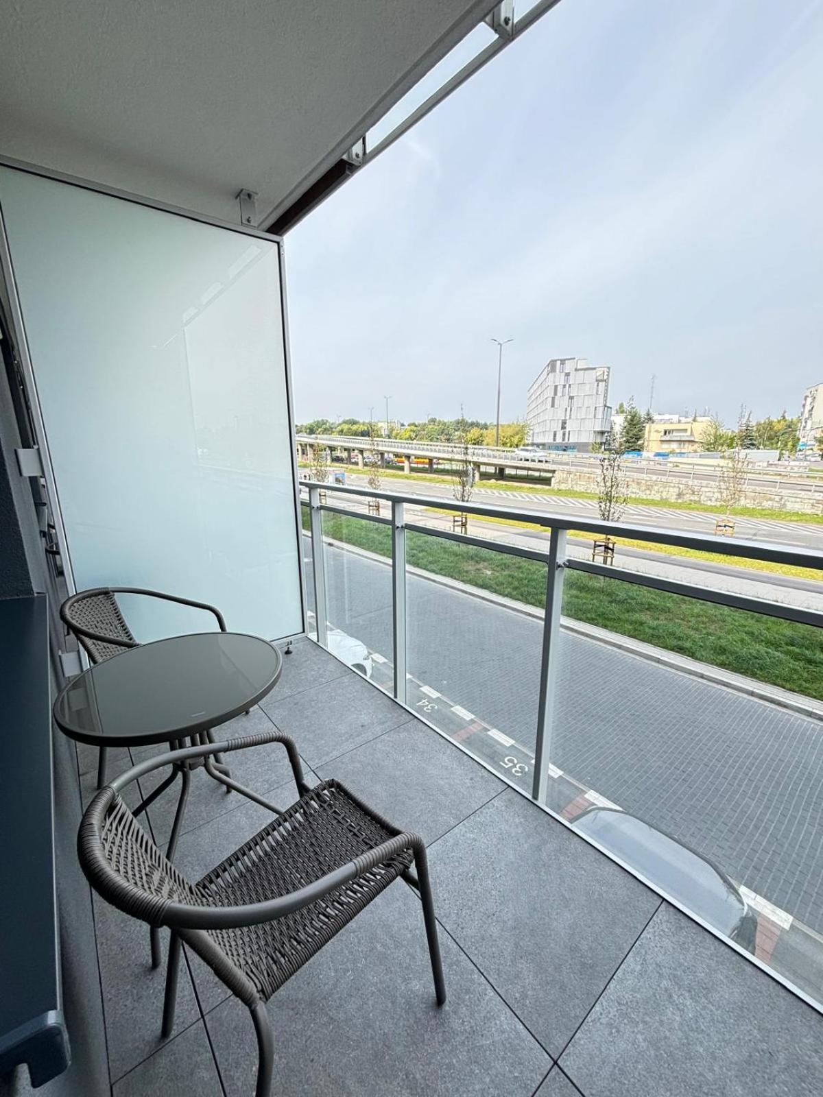 ורשה Apartamenty 24H Pileckiego מראה חיצוני תמונה